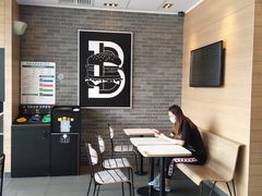 用餐区-麦当劳(华发商都店)
