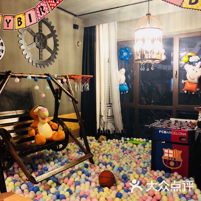 萌派亲子主题轰趴馆