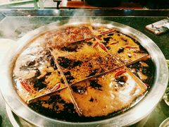 -邓莽子老火锅(中兴路总店)