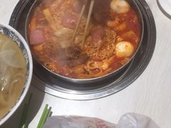 -三清洞摩西韩式年糕火锅(威高广场店)
