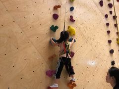 -ROCKPLUS攀岩馆(环宇城店)