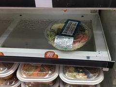 -全家便利店(新闸路二店)