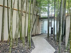 -穹六人间 people 6(岳阳路店)