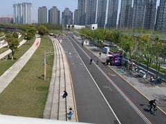 -南京眼步行桥