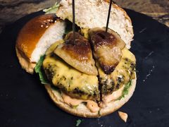 -HIGH FIVE哈福手工汉堡(桂林路店)