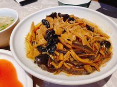 响油鳝糊面-松鹤面馆·古法焖肉面(观前店)