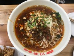 -余丞记川渝面馆(云峰店)