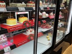 面包甜点陈列柜-巴黎贝甜(银城东苑店)