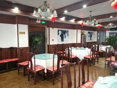 大堂-六和聚传统烤鸭.天津菜(和平店)