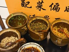 -矮子粉店1985·长沙米粉(湘春路店)