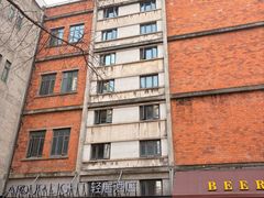 -成都东郊记忆理工大学轻居酒店