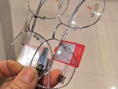 -华彬眼镜专业渐进配镜(潘家园店)