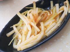 -龙记桂林米粉(财满街店)