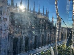 -文艺复兴百货(米兰大教堂广场店)