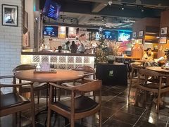 -JINNS锦时 steak&pizza(浸信会礼拜堂旧址店)
