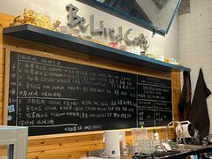 -Be Lived Cafe比例咖啡(摩天轮店)