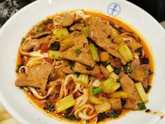 -李与白包子铺(桐梓林店)