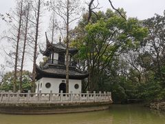 -汇龙潭