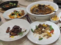 -沪华海鲜大酒楼(南汇店)