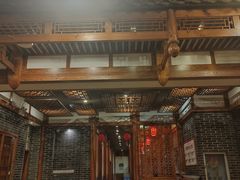 -百年川椒重庆老火锅(光谷店)