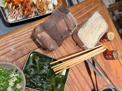 -郑记·古法黑砂锅串串(龙泉店)