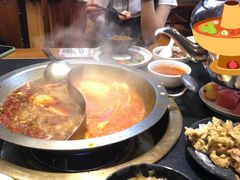 -沸炉重庆老火锅(军事博物馆店)