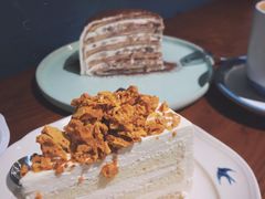 香蕉可丽千层-Be Lived Cafe比例咖啡(摩天轮店)