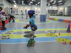 -米高蓝斯克国际轮滑中心(中铁建店)