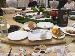 -沪华海鲜大酒楼(南汇店)