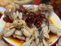 -烧哥美蛙肥肠鱼火锅·十五年社区店