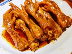 招牌鸡爪子-清风园肘子馆(万家大激店)