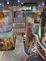 -奈尔宝家庭中心·亲子餐厅(长沙运达汇店)