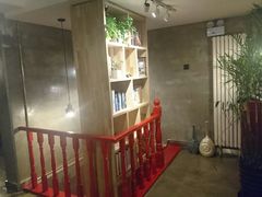 -HIGH FIVE哈福手工汉堡(桂林路店)