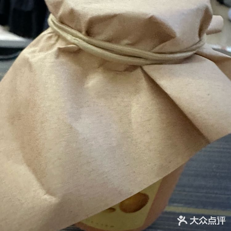 喜茶新出的奇香黄皮桃也太绝了吧！🍑 