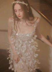 -Renee芮亦婚纱(原丽莎)