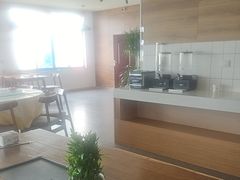 -格桑花餐厅·炭火烤羊腿(丰宁坝上草原店)