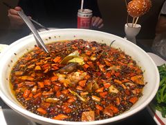 -麻六记(凤凰汇店)