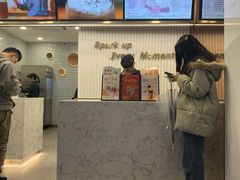 -CoCo都可(湖滨银泰店B区店)