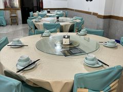 -YI PIN JU 一品居中餐厅 中国超市