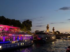 -Bateaux Mouches塞纳河游船