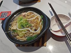 -沁麦源过桥米线(总店)