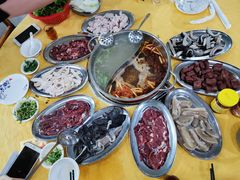 -五洞培记山庄·鲜牛肉火锅