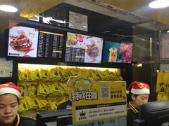 -周黑鸭(武汉火车站B1店)