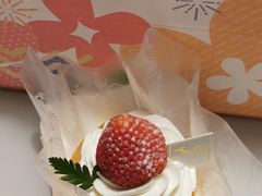 -花花卷卷·鲜食蛋糕(静安久光百货店)