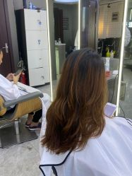 -藤野造型烫发染发