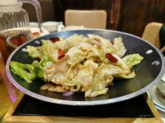 -滴水·湘逢(南汇大学城生活广场店)