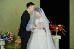 -芭莎视觉婚纱摄影(花溪店)
