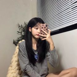 -时尚殿堂明星门店