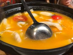 -云海肴·汽锅鸡·云南菜(天山百盛优客店)