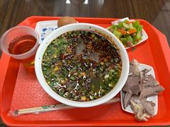 -吾穆勒蓬灰牛肉面·清真(北滨河中路店)